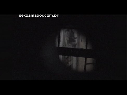 ❤️ Blondie blir hemligt videofilmad av en voyeur från grannskapet gömd bakom ihåliga tegelstenar ❤❌ Kvalitets sex at sv.teatroporno.ru ﹏